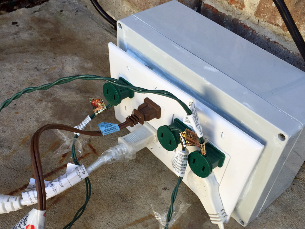 8-Channel Christmas light control